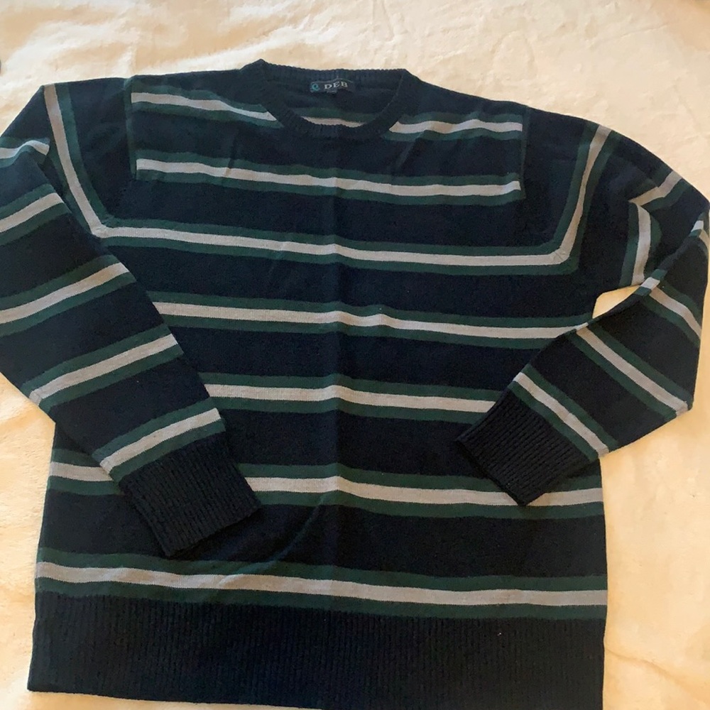 Men’s striped sweater